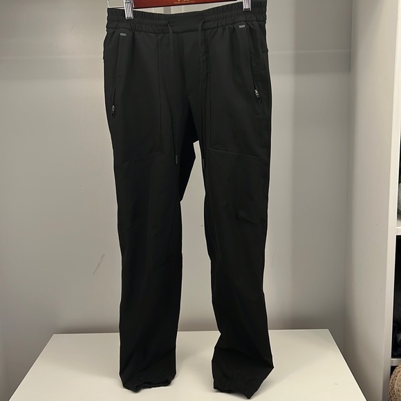 lululemon athletica Other - Mens lululemon license to train jogger